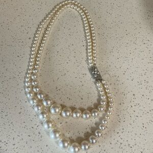 Elegant Faux Pearl Necklace with Silver Clasp